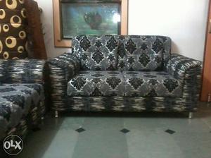 2-piece Gray Sofa Set
