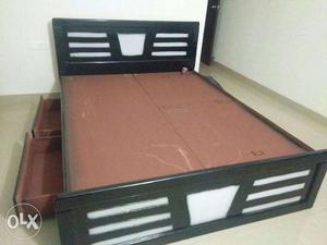 5/6.5 queen size double Bed with storge