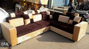 A six seetar sofa corner and only for khaadim