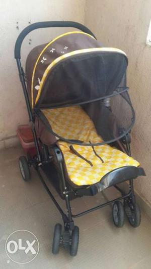 Baby pram mee mee brand.good condition.bought