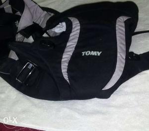 Baby's Black Tomy Carrier