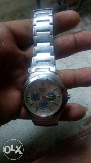 Casio Round Beige Chronograph Watch With Silver Link