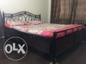 Excellent condition Metal double bed with box.