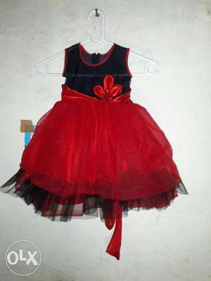 Girl's Black And Red Sleeveless Dress