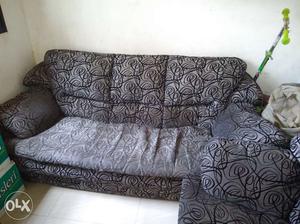 Good condition maharaja sofa 3+1+1