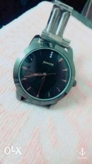 Sonata black watch in good condition