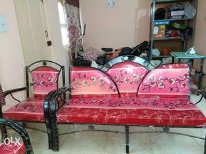 worth Red Floral Cushioned Sofa Set (3 + 1 + 1) for