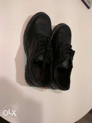 New black shoes all size available safety shoes (Free home