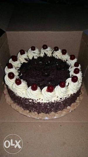 Black Forest Cake In Box