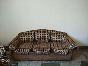 Five Seater Sofa for sale, In Good condition