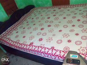Gently used durable hardwood bed (sheesham). King