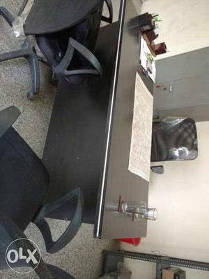 Office Table.. Good as new.. 9 months old..