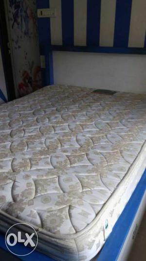Selling king size bed (6ft by 5ft) with Kurl On