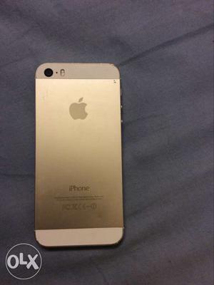 5s gold 16GB Excellent condition Charger and box