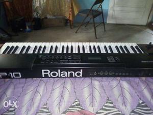 Black Roland Digital Keyboard