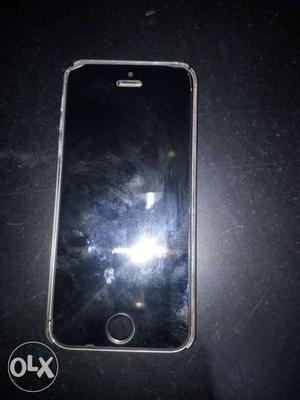 Iphone 5s 16GB No scratches​ used very neeatly