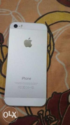 Iphone 5s, 32gb mobile and charger but homekey