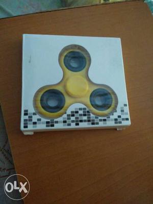 It was in good condition with box. hand spinner