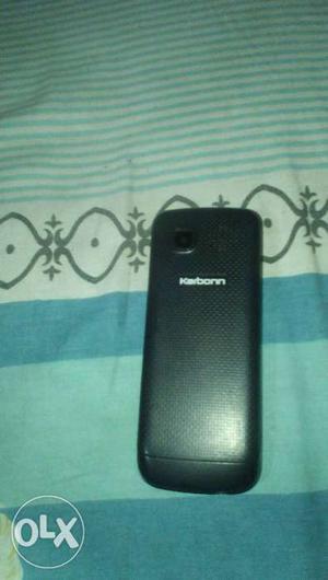 Karbonn price fixed with charger