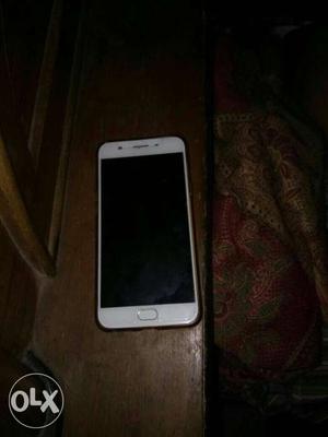 Oppo F1s 4gb RaM 64gb RoM all accessories hai