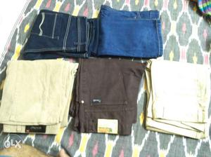 Pack of 5 jeans pants of size 30. All colours and