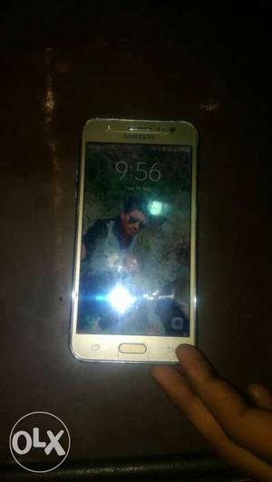 Samsung Galaxy j5 in running condition 1 year old