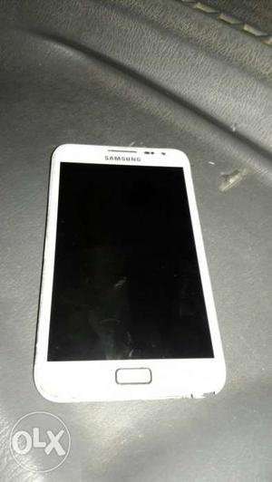 Samsung note one in good condition with bill and charger