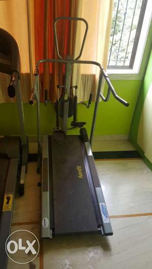 Tread Mill 4 in 1 very good condition.