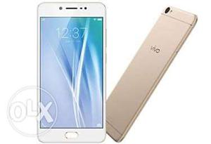 Vivo V5 in Good working condition, only 4 months used and