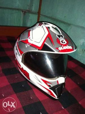 White, Black, And Red Gliders Full Face Helmet