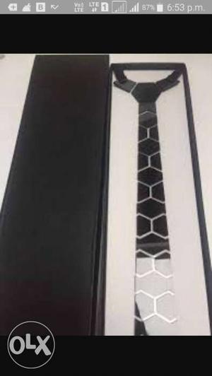 2in1 mirror tie only one time use