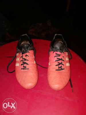 Adidas football boot 10 and11 size..