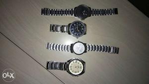 All 4 watch in very less rate in mint condition