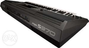 Black PS-s970 Electric Keyboard