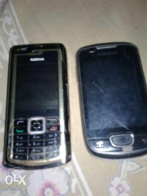 Both Samsung and Nokia phones with flash