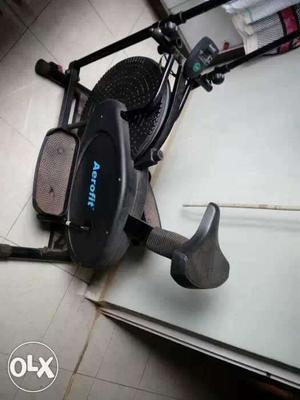 Cross fit elliptical trainer 2yrs old fitness