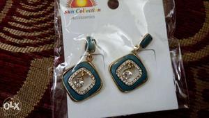 Gold Diamond-and-green Earrings