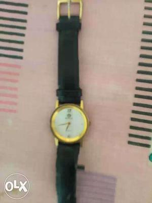 Good condition gold plated watch.