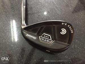 Once used 48 degree Cleaveland wedge. mint