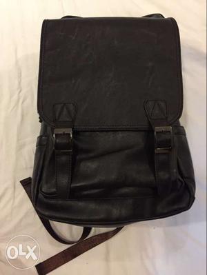 Original leather bag.PRICE NON-NEGOTIABLE