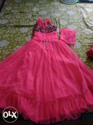 Party wear pink frock with inner.