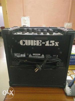 Roland cube 15x guitar amplifier in excellent condition..