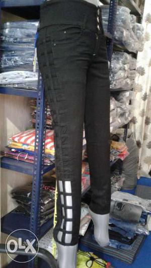 Silk black side cut jeans