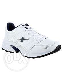 White Sports shoes 2Days old n packed Box