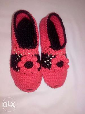 5 to 6 num. slippers size woolen shoes its very