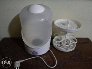 An electric steriliser in excellent condition for