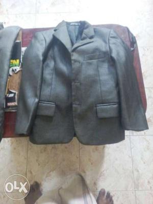 From Qatar, Coat suit for age 5 to 9