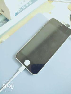 Iphone 5 16gb new touch pad supper condition last
