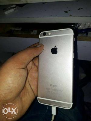 Iphone 6 16 gb nice condition only finger senson