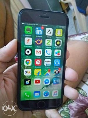 Iphone 6s 128 gb no scratch dent on phone,